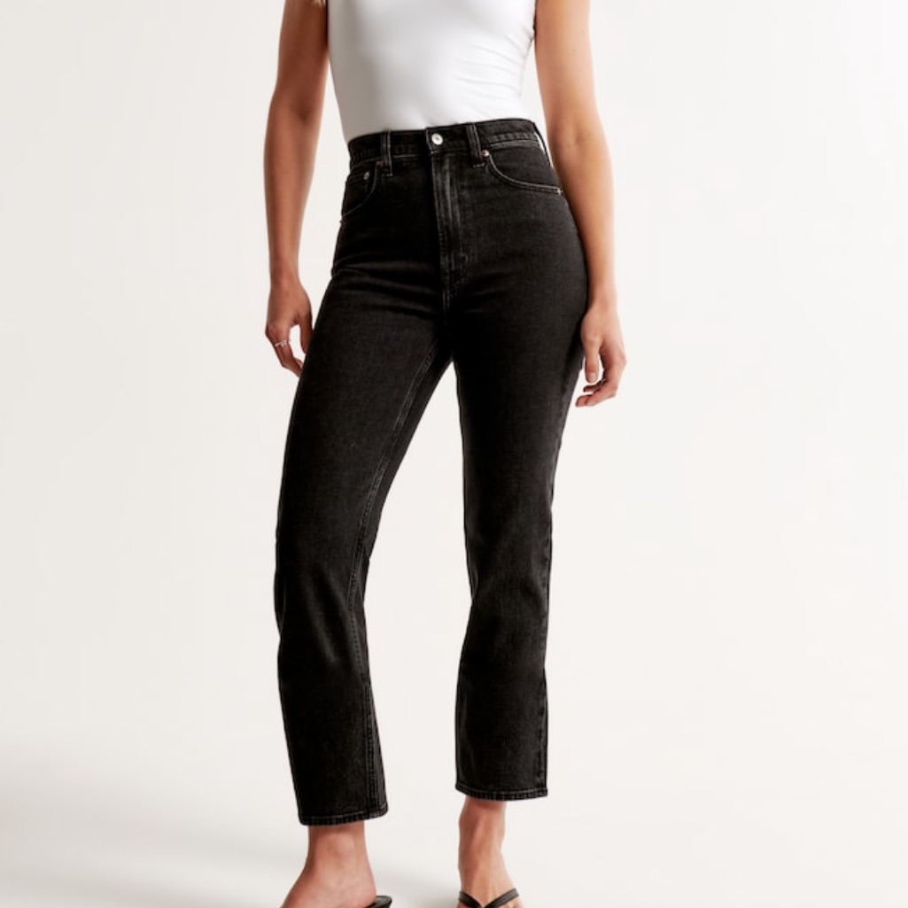 Abercrombie Curve Love Ultra High Rise Ankle Straight Jeans